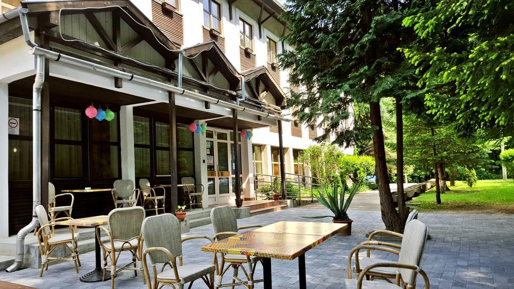 Salgo Hotel Salgotarjan Ngoại thất bức ảnh