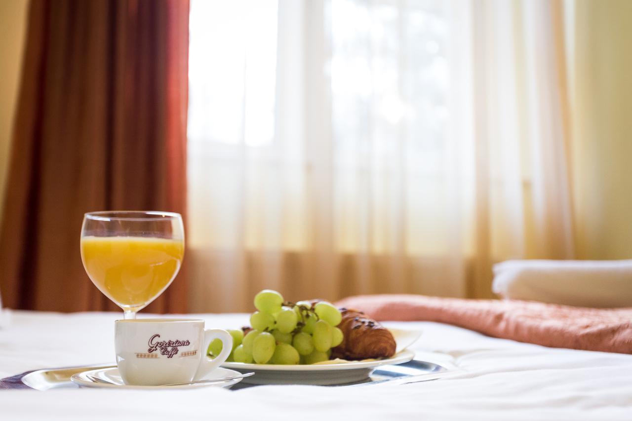 Salgo Hotel Salgotarjan Ngoại thất bức ảnh