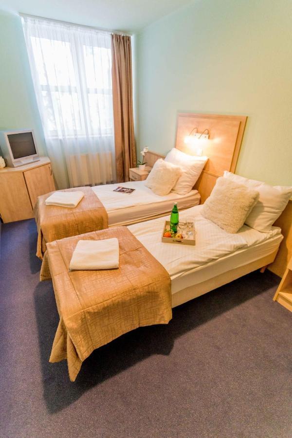 Salgo Hotel Salgotarjan Ngoại thất bức ảnh